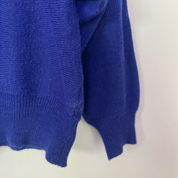 Cobalt Blue Vintage embroidered sweater with silver beading - Picture 4 of 5